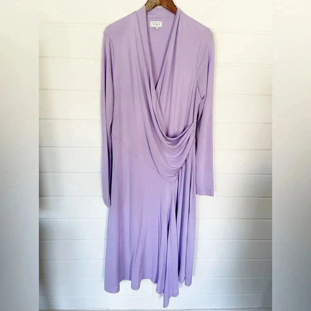 NWOT Sika Collection Long Sleeve Ruched Asymmetrical Lilac Midi Dress Size 16